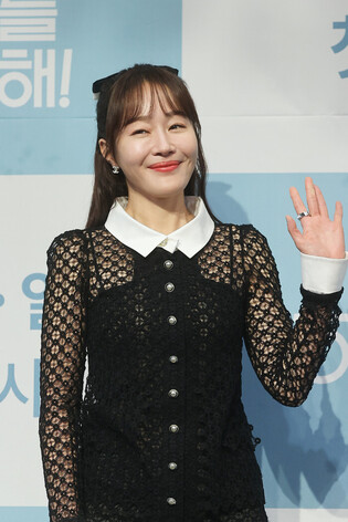 S. Korean actress Um Ji-won