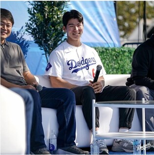 김혜성, 등번호 6 달고 MLB 다저스 행사 참여…"영광입니다"
