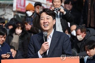 [올드&뉴] 40대에 세상 바꾼 박정희·YS·DJ…이준석은?