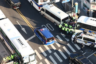 Yoon to attend hearing of impeachment trial