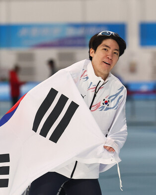Cha Min-kyu wins Winter Asiad silver in men's 1,000m speed skating