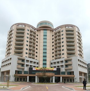 S. Korea urges N.K. to stop dismantling separated family facility