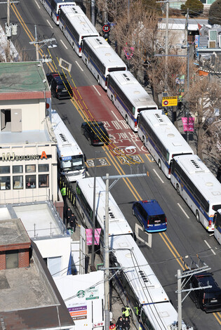 Yoon to attend hearing of impeachment trial