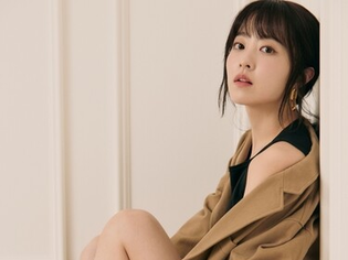 Park Bo-young 'always dreamed of mature romance'