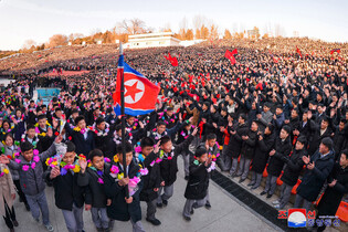 Middle school graduates in Pyongyang