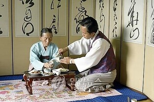 Shin Jong-geun's 'K-Liqueur' Story: Beopju, Traditional Rice Wine of Gyeongju