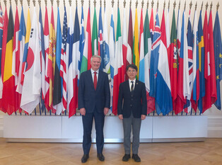 S. Korean environment minister meets OECD chief