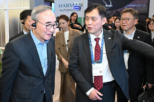 Broadcast watchdog's deputy chief visits Mobile World Congress