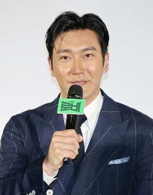 S. Korean actor Choi Si-won