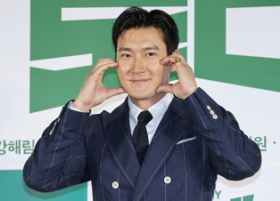 S. Korean actor Choi Si-won