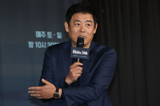 S. Korean actor Sung Dong-il