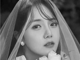 Actress Kang Eun-bi to Marry Longtime Partner After 17 Years