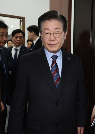 Court accepts request to cancel Yoon's arrest