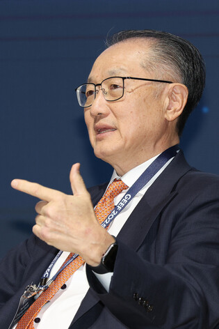 Ex-World Bank chief at GEEF meeting