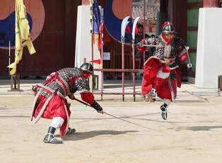 Demonstration of traditional Korean swordsmanship