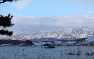 Snow-capped mountain range in northeastern S. Korea
