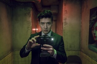 (Movie Review) 'Streaming': thriller (almost) entirely carried by Kang Ha-neul