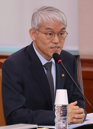 National Court Administration head at parliamentary session