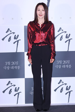 S. Korean actress Moon Jung-hee