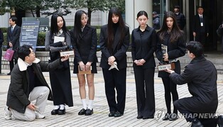 [2보] 법원 "뉴진스 멤버들, 독자활동 금지"…어도어 가처분 인용