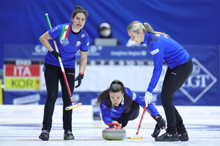 S. Korea-Italy match at women's curling worlds