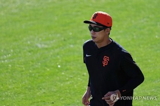 복귀 앞둔 이정후 "개막전 원하지만…길게 보고 결정할 것"
