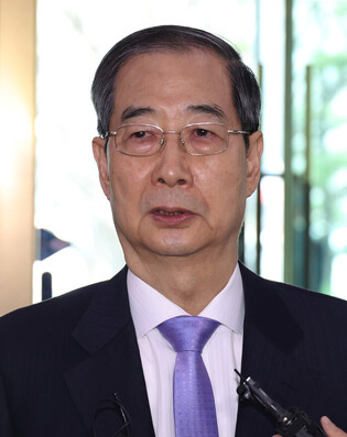 Constitutional Court dismisses impeachment of Prime Minister Han