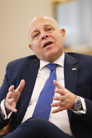 Top Egyptian envoy gives interview