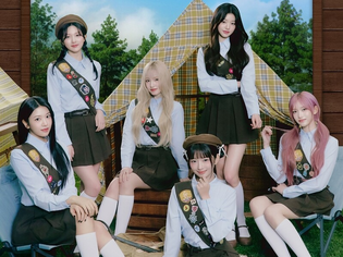 IVE’s Sold-Out Concert to Be Broadcast Live Exclusively at Lotte Cinema