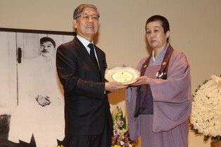 Memorial for independence fighter