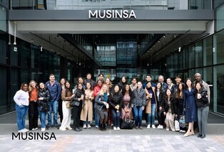 무신사 "스탠포드대 MBA생 30여명 본사 방문…K패션 관심"