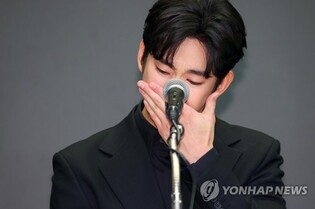 (2nd LD) Kim Soo-hyun refutes allegations, takes legal action for damages