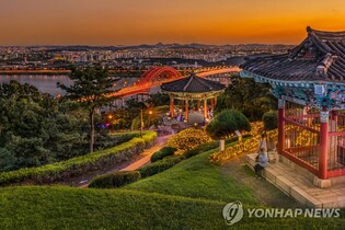 "밤에는 고양 행주산성서 역사 듣고, 낮에는 꽃구경 오세요"