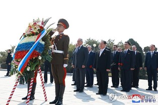 (LEAD) Russia's party delegation arrives in N. Korea amid deepening bilateral cooperation