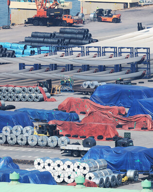 S. Korean industries on high alert ahead of looming U.S. tariffs