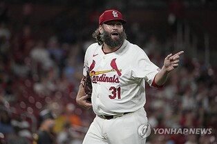 MLB 올스타 출신 143승 투수 린, 아내 팟캐스트 통해 은퇴 선언