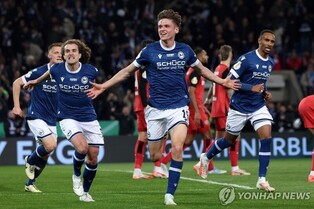 3부 팀 빌레펠트, 챔피언 레버쿠젠 꺾고 독일컵 첫 결승 진출