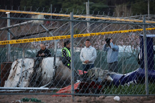 1 pilot killed in firefighting helicopter crash