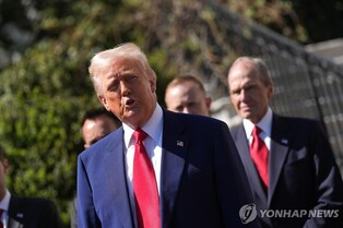 (3rd LD) Trump pauses 'reciprocal' tariffs for 90 days, applies 10 pct baseline tariff to S. Korea