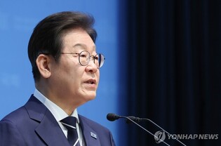 Former DP leader unveils his policy vision for new gov't in presidential bid