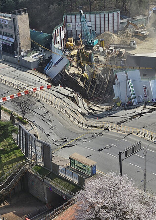 Collapse of construction site