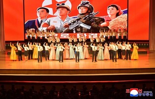 Spring arts festival in Pyongyang