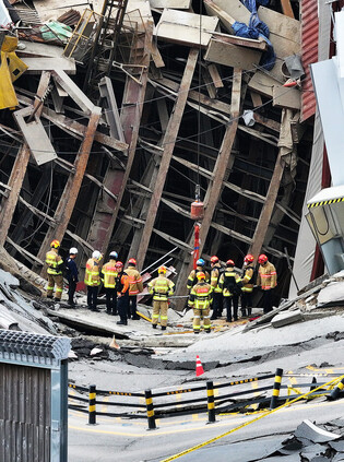 Subway construction site collapse in Gwangmyeong