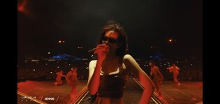 솔로로 美 '코첼라' 선 블핑 제니 "돌아올 수 있어 꿈 같아"