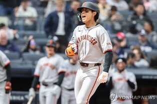 이정후, 양키스 상대 연타석 홈런…4타점쇼로 경기 MVP 선정(종합)