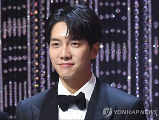 이승기 사진 도용한 투자 사이트 주의보…소속사 "법적 대응"