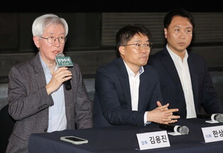 S. Korean director Kim Yong-jin