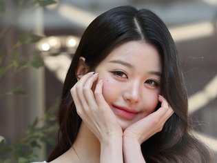 IVE Jang Won-young at Inisfree Promotional Media Event