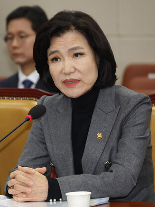 Broadcast watchdog chief at parliamentary session