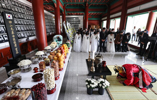 Ahead of anniv. of 1960 pro-democracy revolution